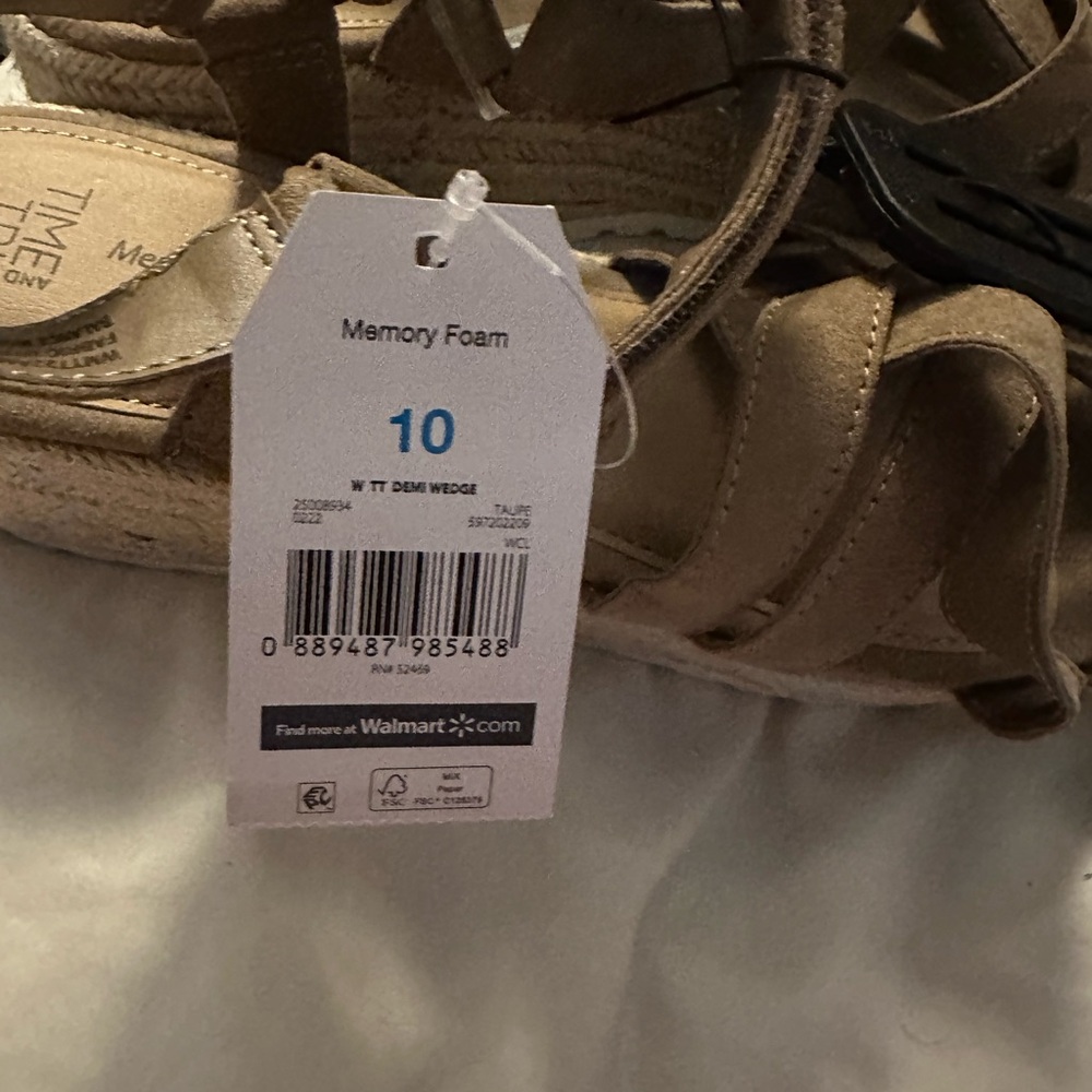 Brand New Taupe Time and Tru Women's Demi Wedge Sandals size 10 - Picture 4 of 7